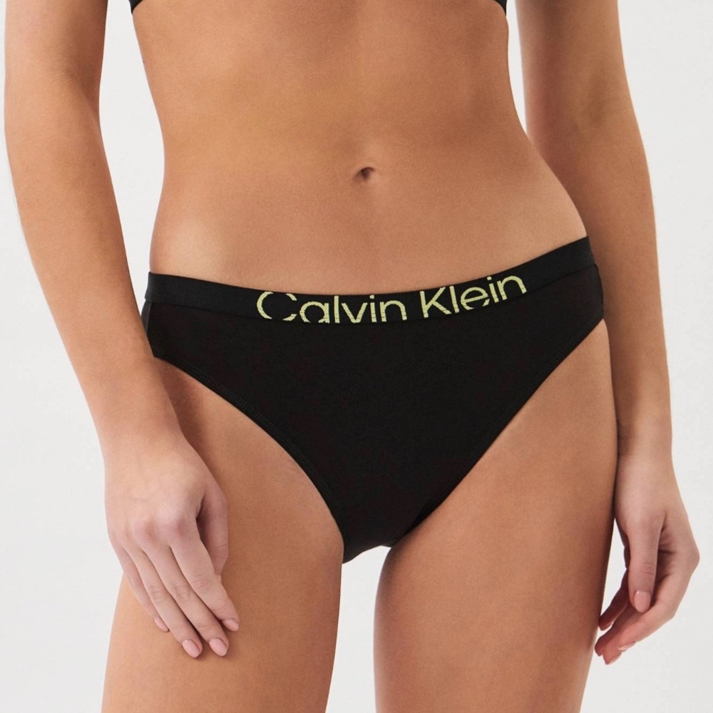 Calvin Klein Women’s Bundle Panties